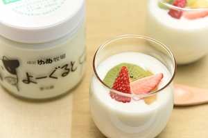 01秋葉牧場_0105牧場自家製ヨーグルト5本セット_2_300×200.jpg